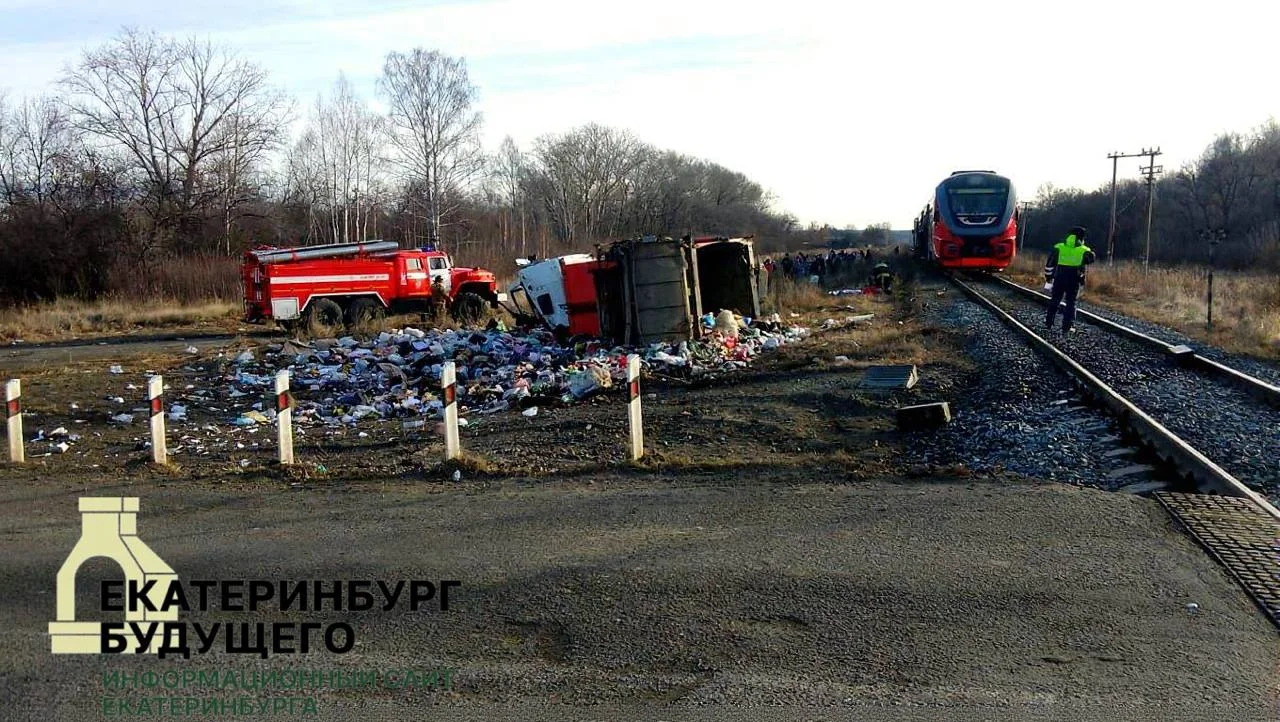 Поезд «Орлан» протаранил грузовик под&nbsp;Челябинском